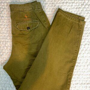 Cute straight leg green chino trousers